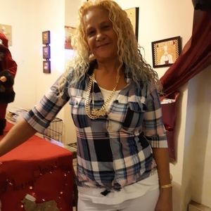 Meet your Posher, Neida liz